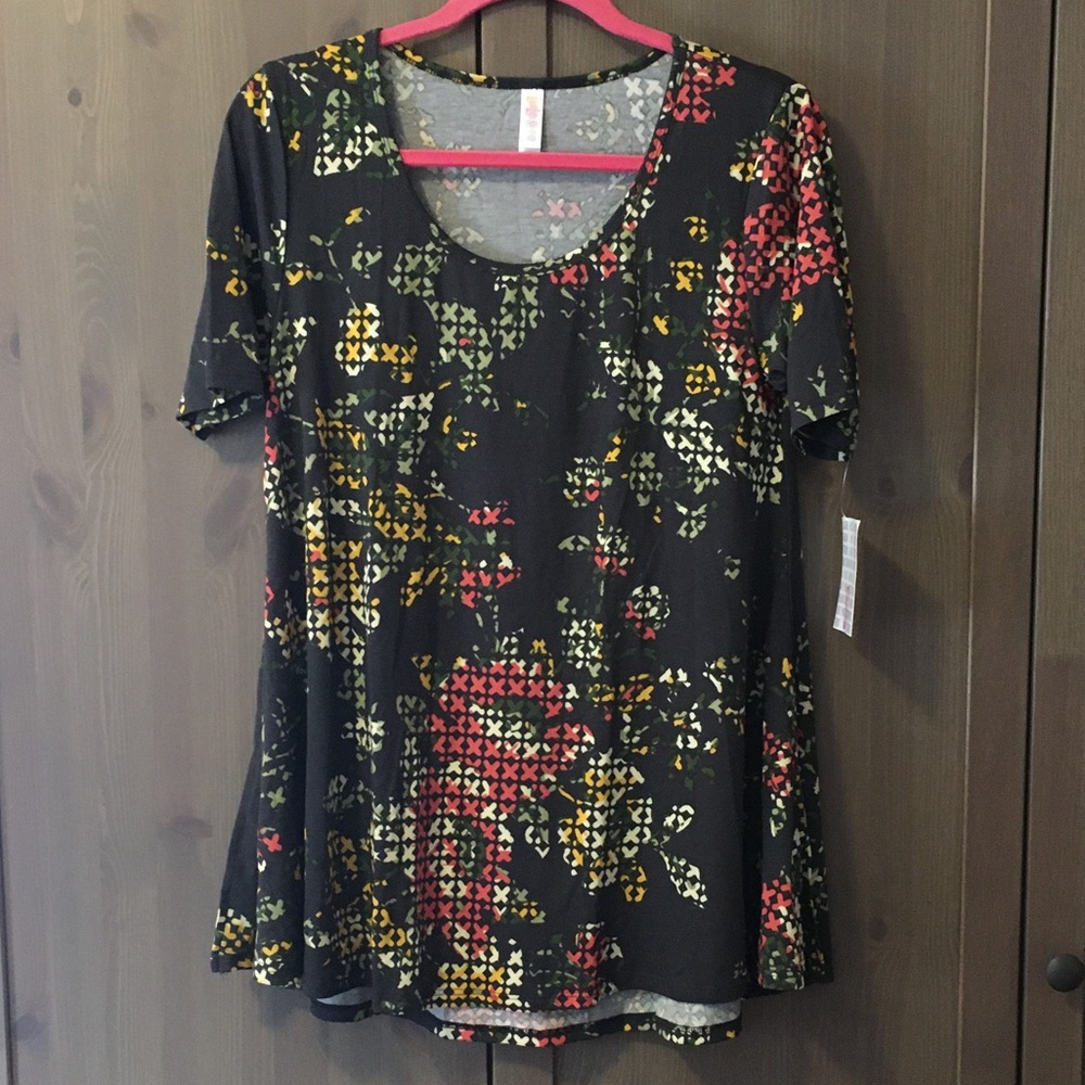 LulaRoe Perfect T